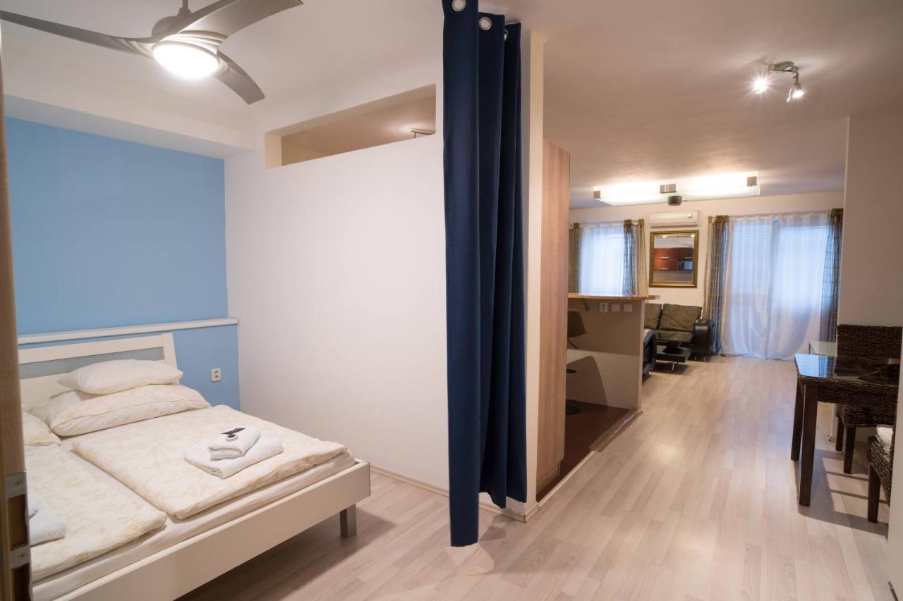 Apartment Vodni With Parking Brno Buitenkant foto